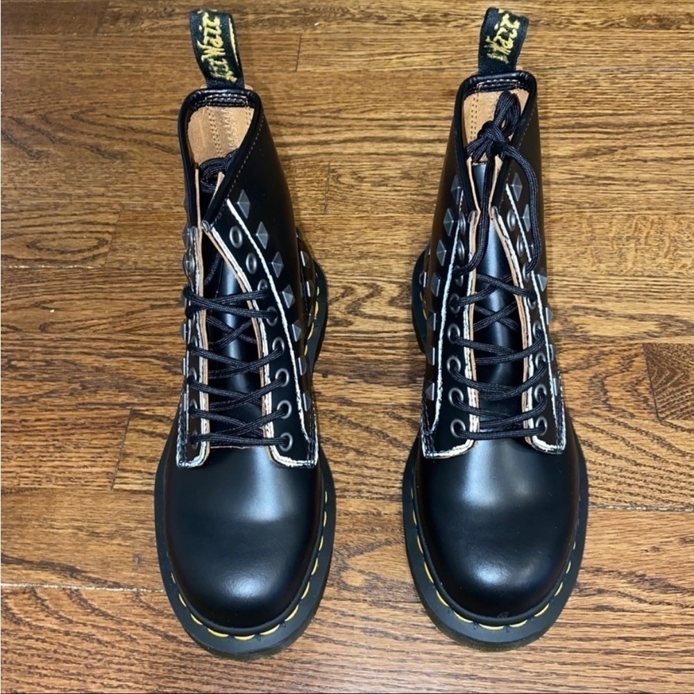 New Size 6 Dr. Martens 1460 Black Studded Lace Up Boots - Picture 3 of 7